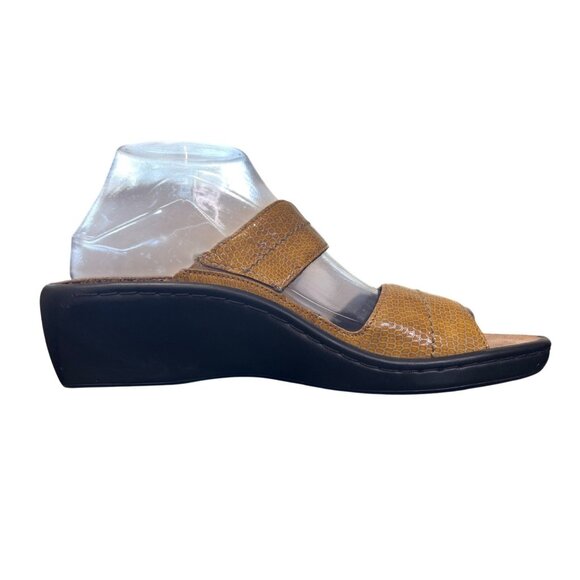 Mephisto Ularia Mobils Sandal Yellow Textured Leather AirRelax 40 EU / 9.5-10 US - Picture 3 of 9